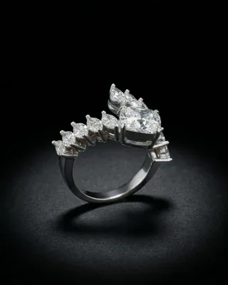 Diamond Crown Curve Ring